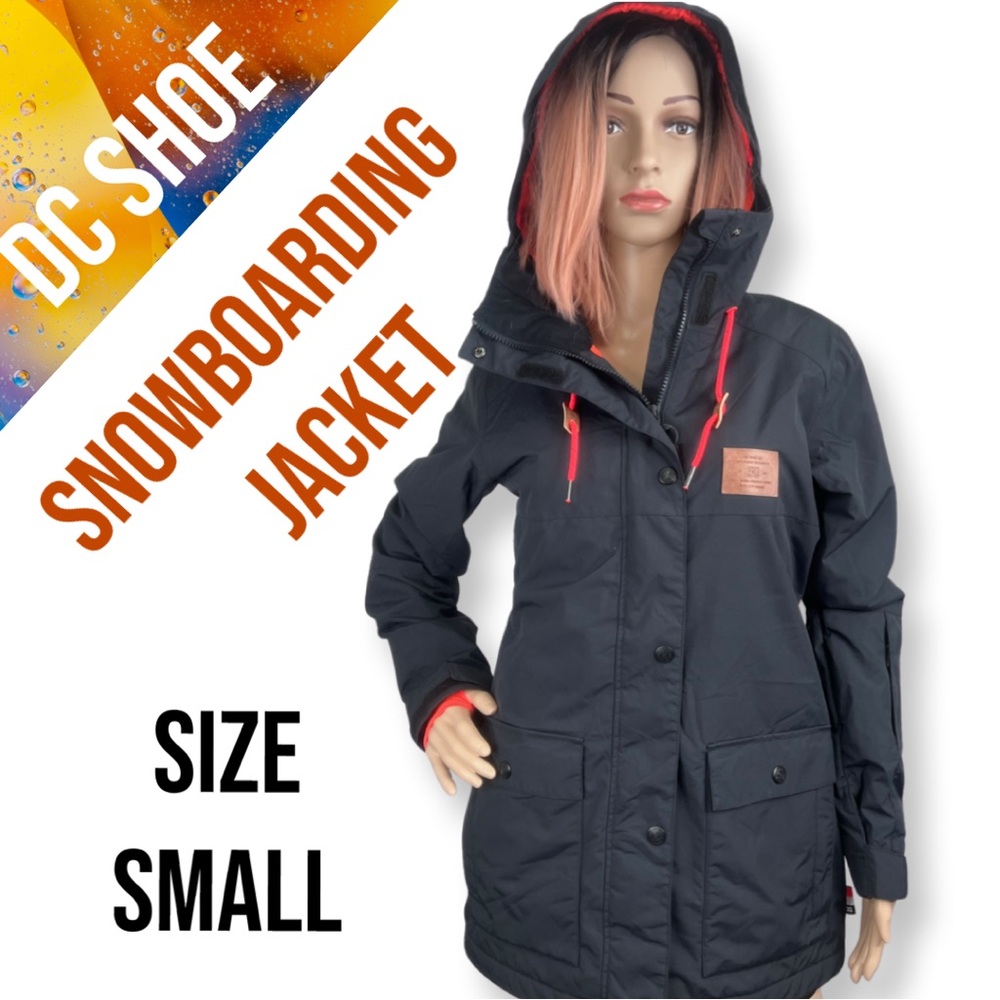 Women’s DC snowboarding jacket  waterproof size small black&orange MSRP$219